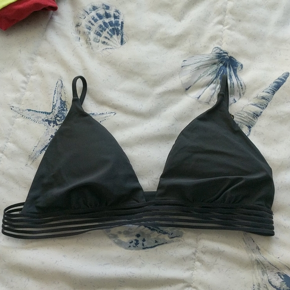 Rip curl mirage bikini top - Picture 1 of 3